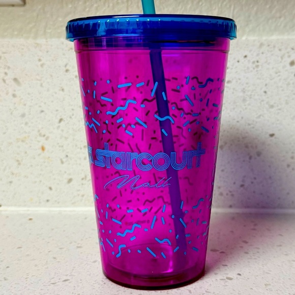 Stranger Things Starcourt Mall Tumbler- NWOT - Picture 1 of 4